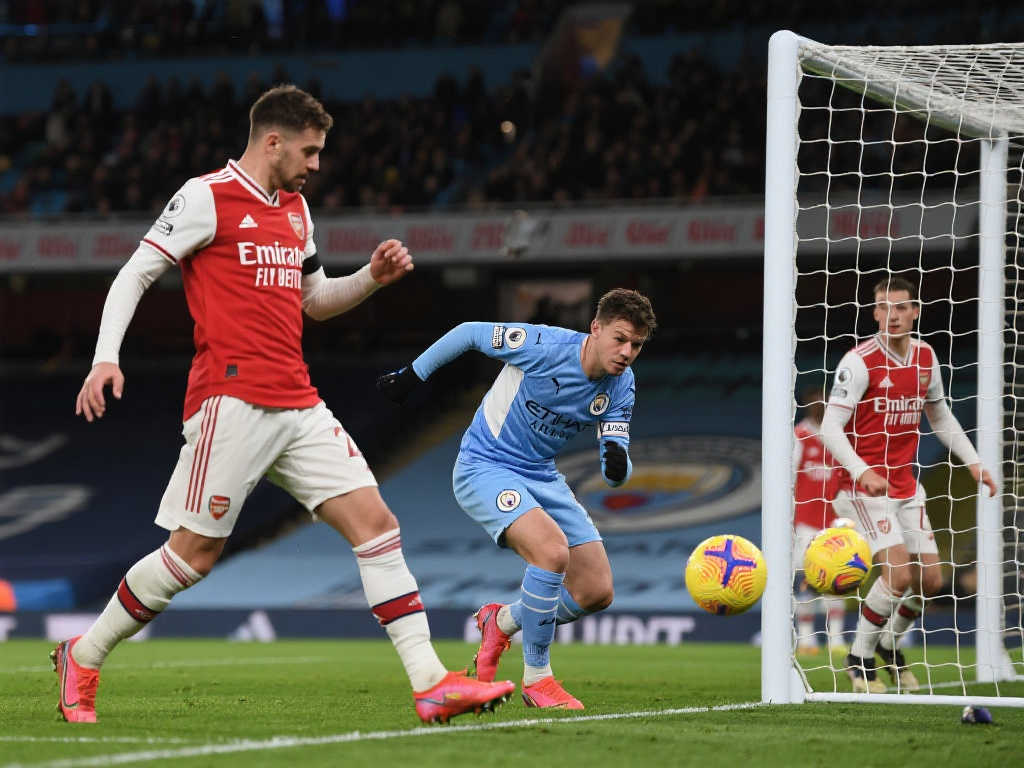 全线失守!阿森纳英超冠军梦碎,欧冠足总杯联赛杯皆无缘 全线失守!阿森纳英超冠军梦碎,欧冠足总杯联赛杯皆无缘